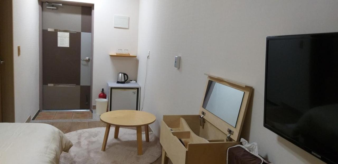 Moon Forest Guesthouse Чеджудо Экстерьер фото