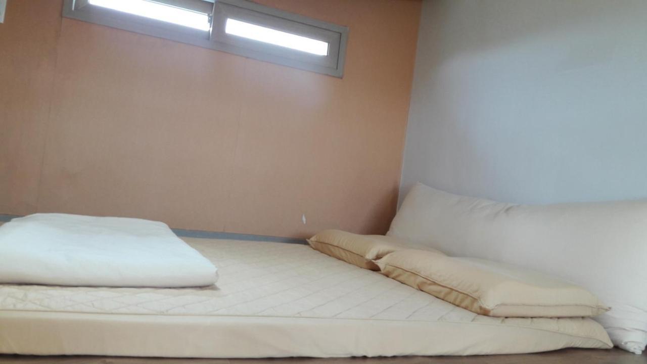 Moon Forest Guesthouse Чеджудо Экстерьер фото