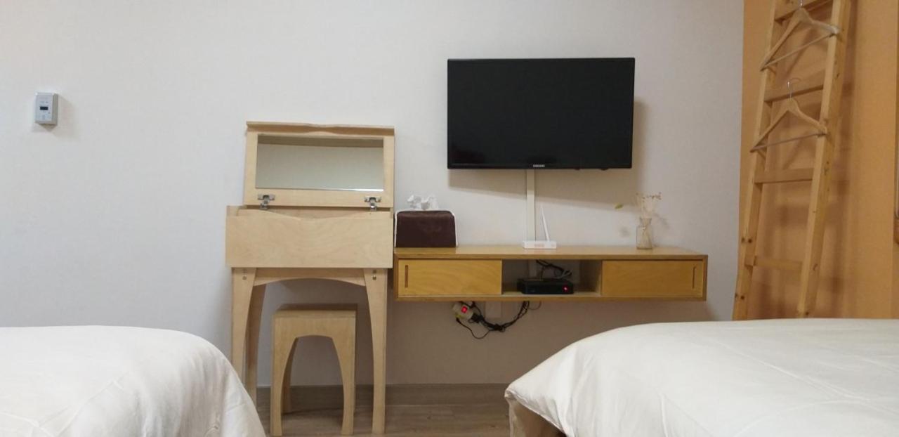 Moon Forest Guesthouse Чеджудо Экстерьер фото