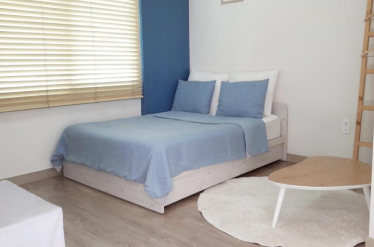 Moon Forest Guesthouse Чеджудо Экстерьер фото